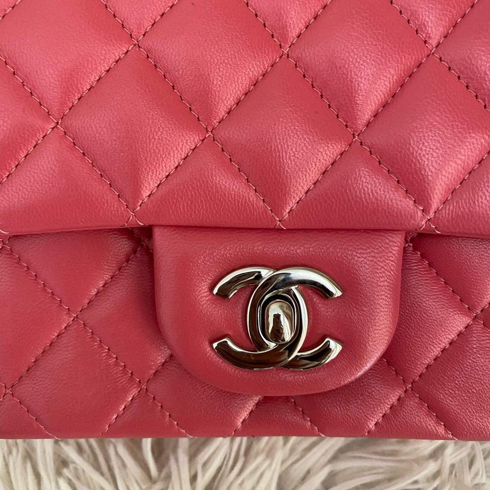 CHANEL pink lambskin square mini bag - Picture 6 of 16